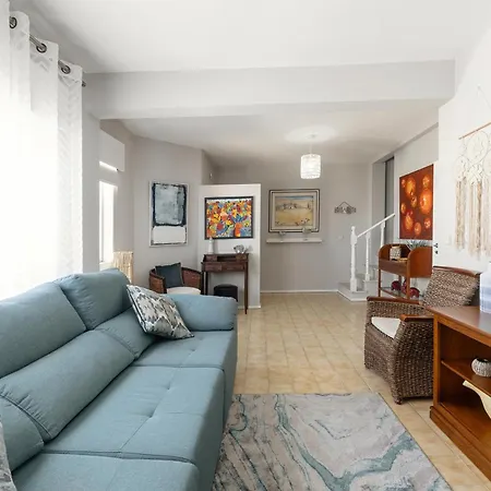 Holiday home Consolacao Atouguia Da Baleia